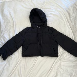 ALO Yoga Puffer Jacket - Black